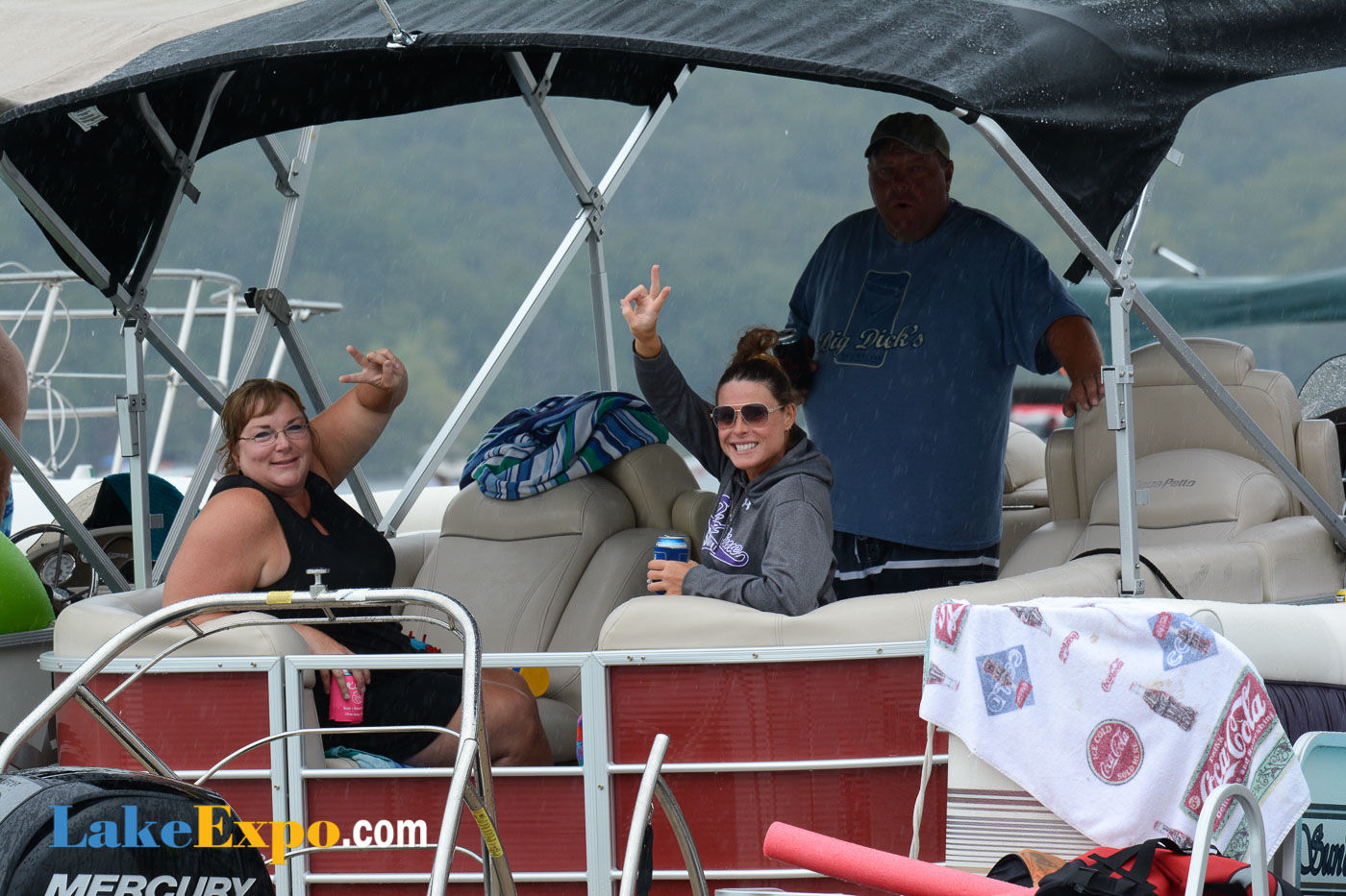 Shootout Crowd Photos_JPfeifer-3382.jpg